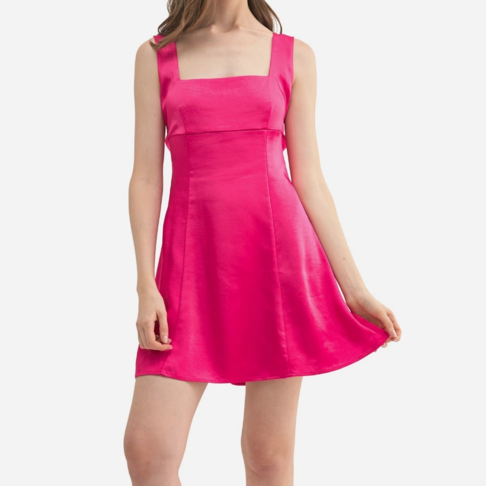 Lush Size Small Pink Bow Back Mini Dress $100